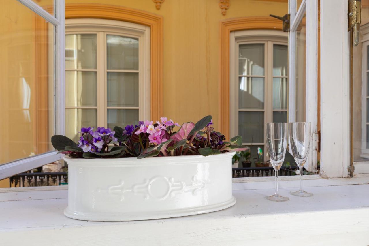 מאלגה Puerta De Larios: Central Three-Bedroom Apartment With Balconies And Patio מראה חיצוני תמונה