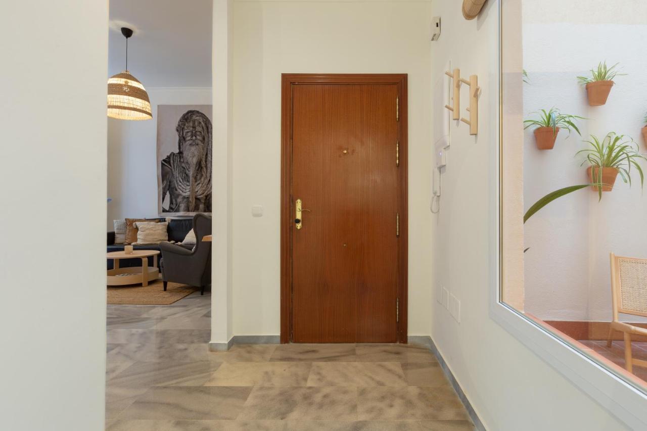 מאלגה Puerta De Larios: Central Three-Bedroom Apartment With Balconies And Patio מראה חיצוני תמונה