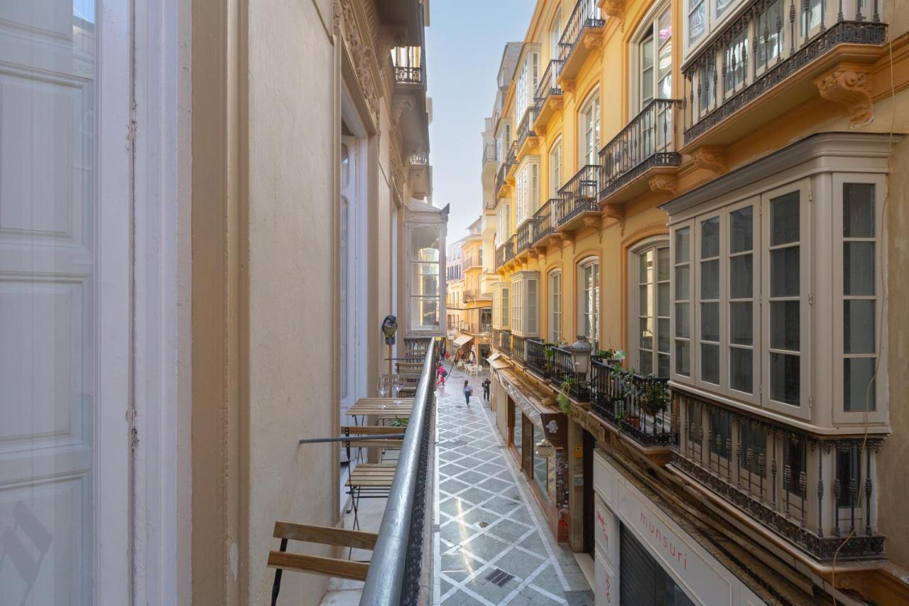 מאלגה Puerta De Larios: Central Three-Bedroom Apartment With Balconies And Patio מראה חיצוני תמונה